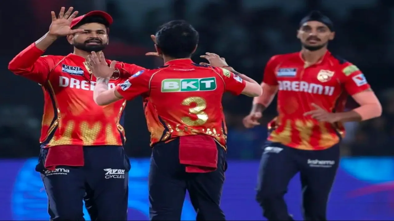 IPL - RCB vs PBKS : पंजाब किंग्स ने रॉयल चैलेंजर्स बेंगलुरु को पांच विकेट से हराया