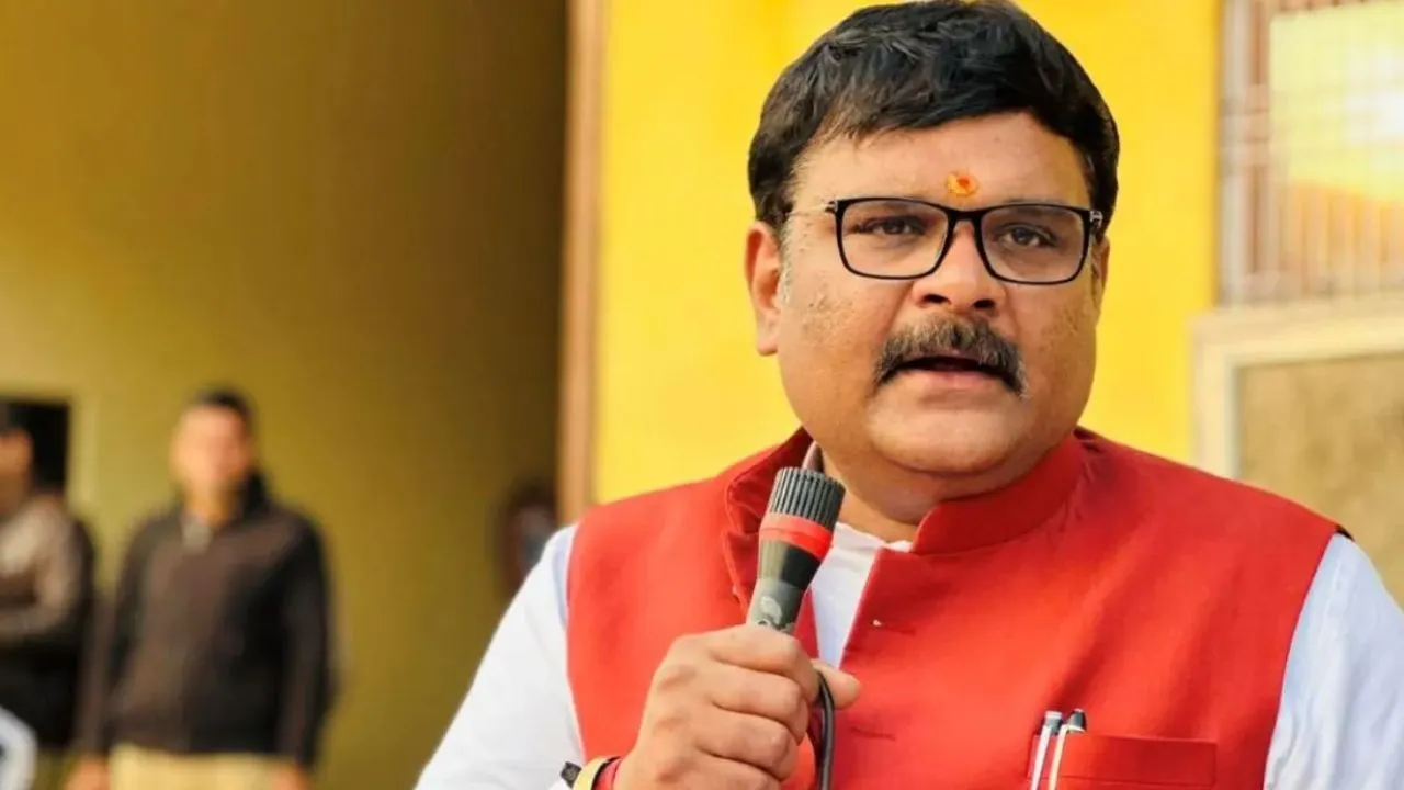 Kannauj में पूर्व BJP सांसद सुब्रत पाठक को जान से मारने की धमकी देने का मामला: बोले- सपाइयों का काम, इन पर दर्ज हुई FIR