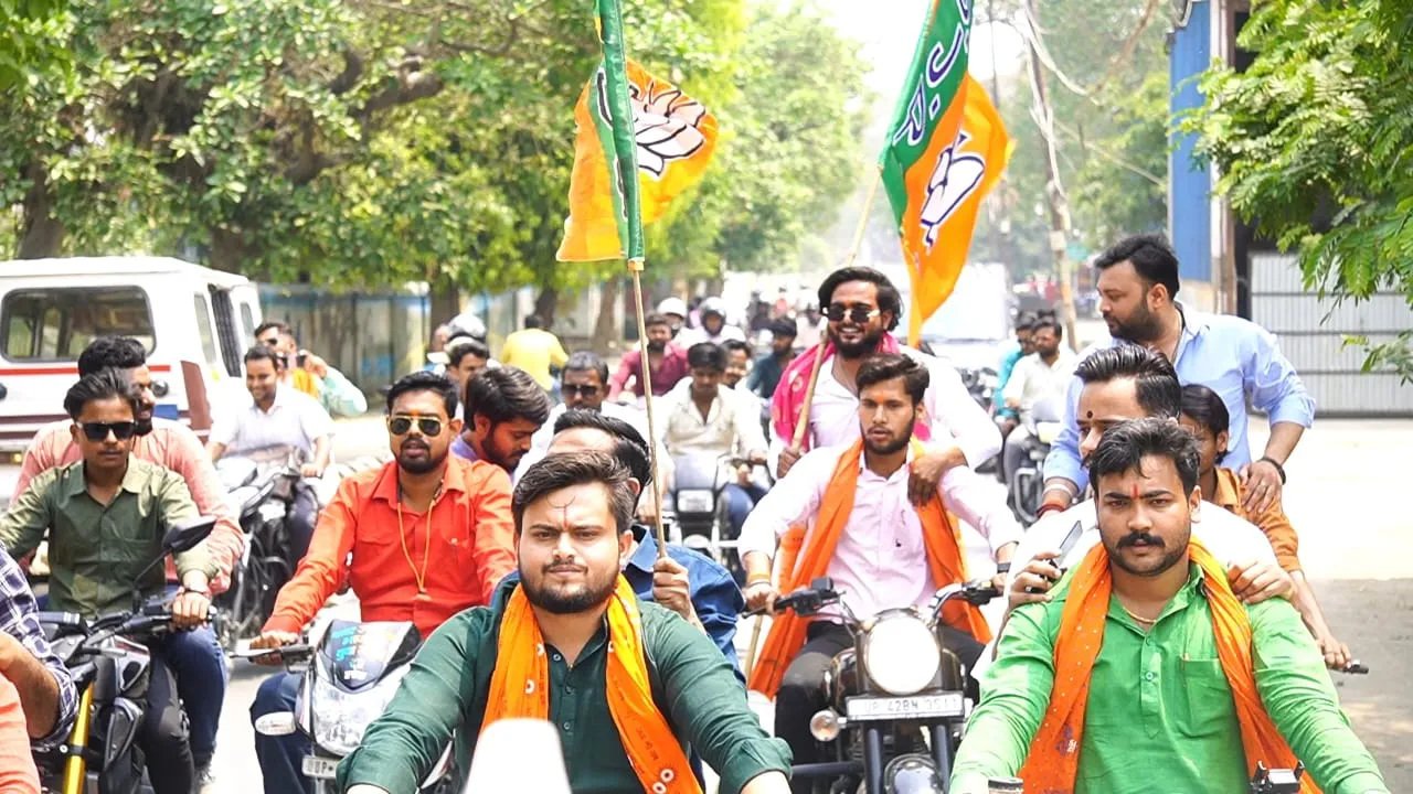 अयोध्या: योगी सरकार के 8 वर्ष पूर्ण होने पर युवा मोर्चा ने शहर में निकाली बाइक रैली 