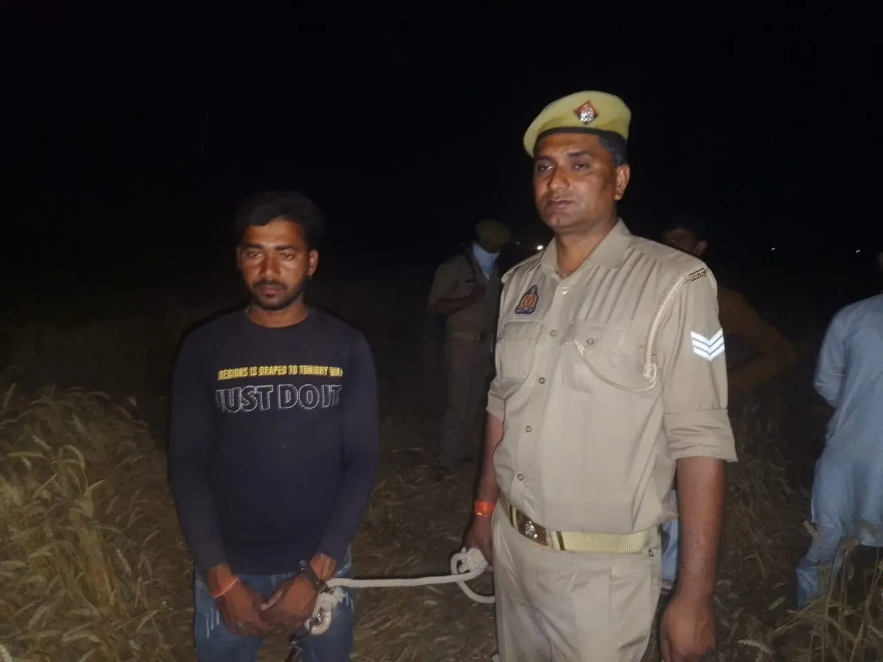 संभल: प्रेम-प्रसंग के बीच आई पत्नी तो लगा दिया ठिकाने, पति ने हत्या कर शव खेत में फेंका