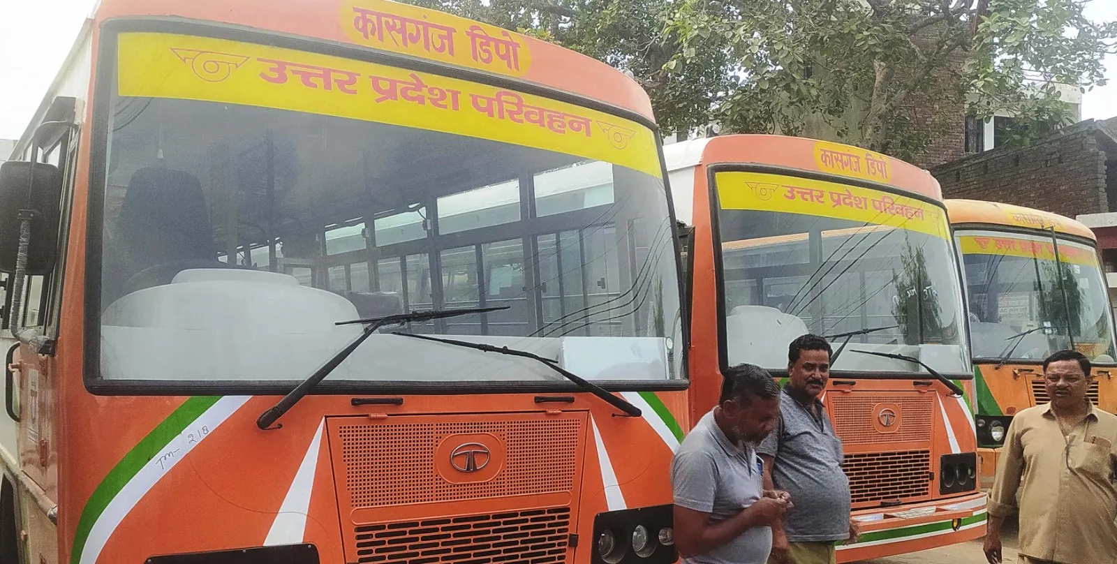 कासगंज डिपो को मिली पांच नई बसें, यात्रियों को मिली राहत