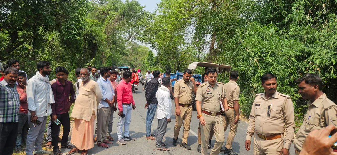 लखीमपुर खीरी: आमने-सामने से बाइकों को भिड़त, दो युवकों की मौत, दो महिलाएं घायल