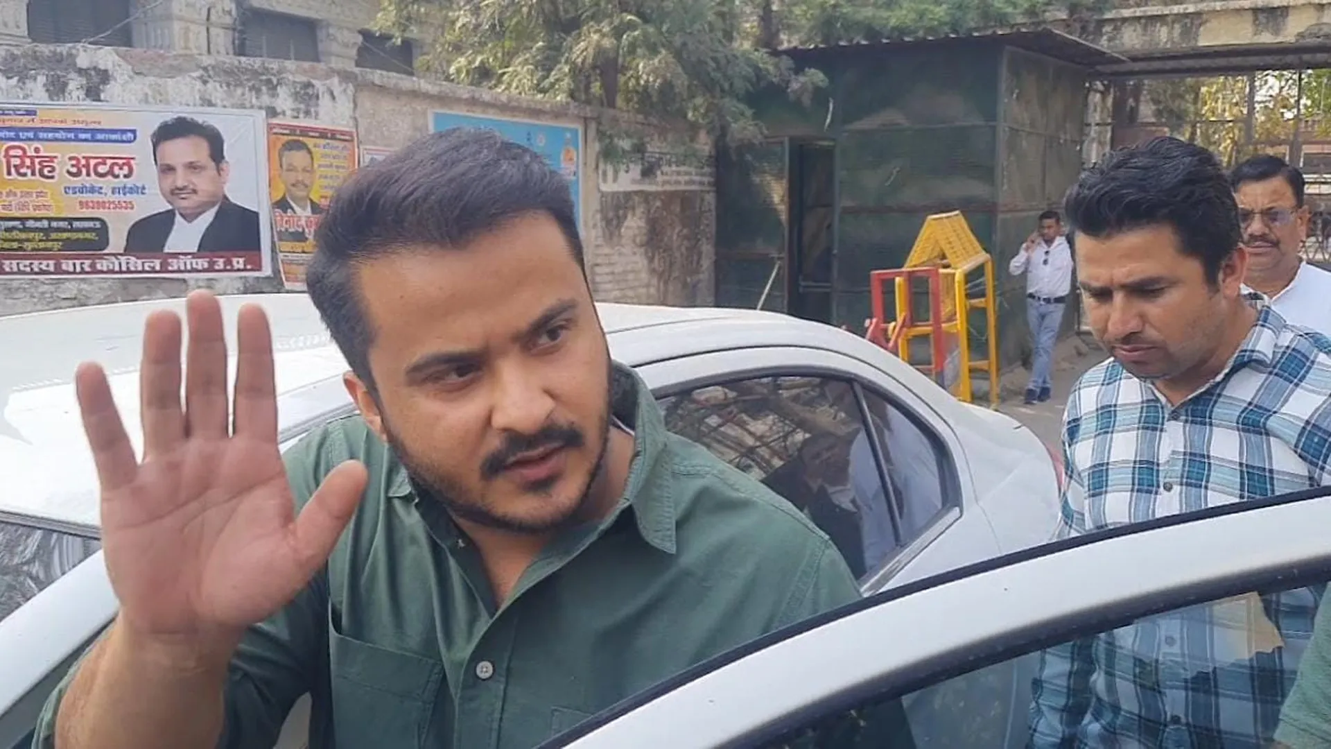 रामपुर: पैनकार्ड व पासपोर्ट मामले में 22 अप्रैल को सुनवाई...अब्दुल्ला एमपी-एमएलए कोर्ट में पेश 