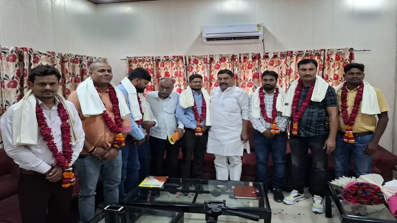 16 रुपये के सहयोग से 50 लाख तक की मदद : टीचर्स सेल्फ केयर टीम बनी दिवंगत शिक्षकों का मजबूत सहारा