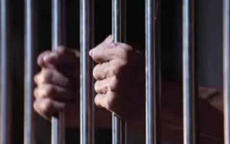 रामपुर : खनन के फर्जी दस्तावेज तैयार करने के आरोप में युवक गिरफ्तार, भेजा जेल 