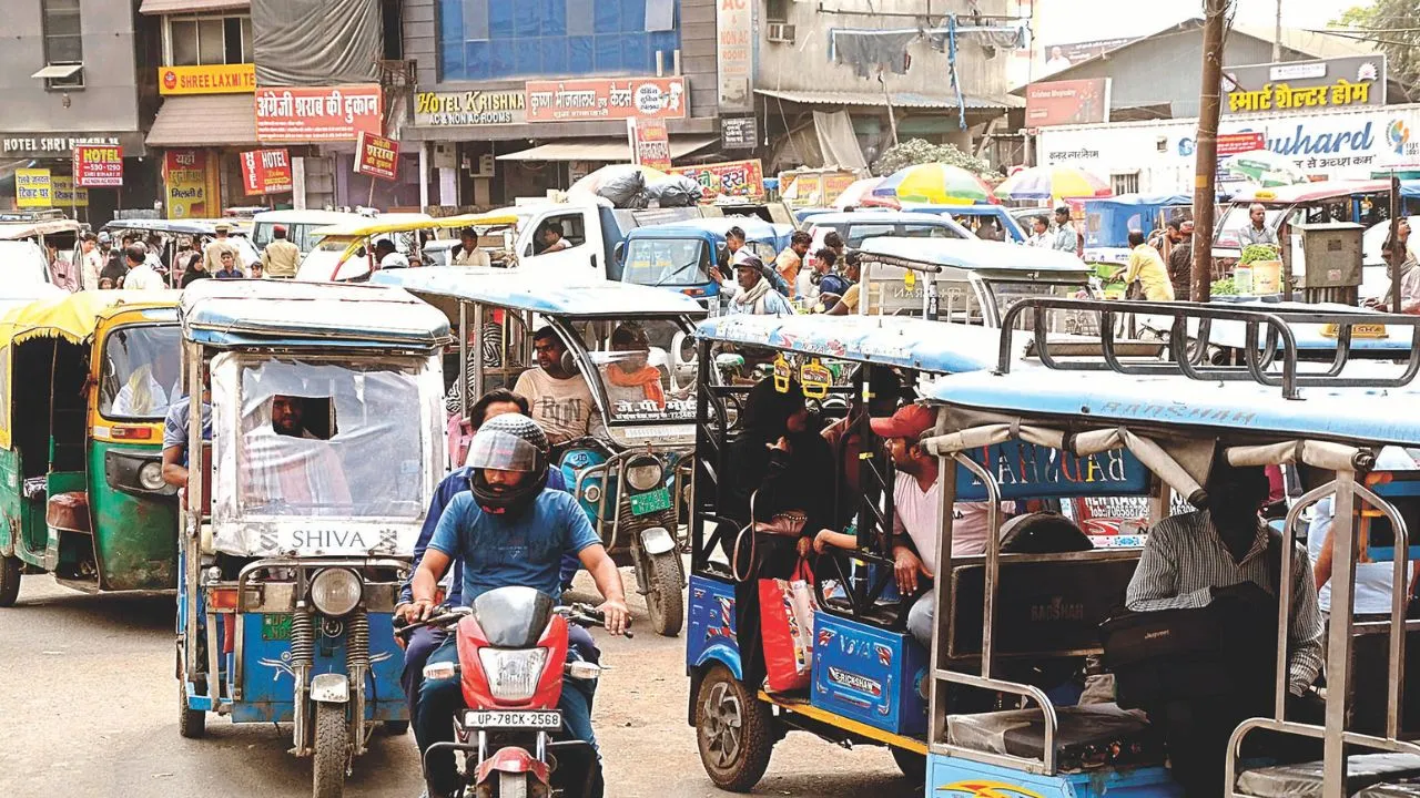 Kanpur: ई रिक्शा-ई ऑटो के रूट 21 अप्रैल से होंगे तय, रूट के हिसाब से ई रिक्शों के रंग किए जाएंगे आवंटित