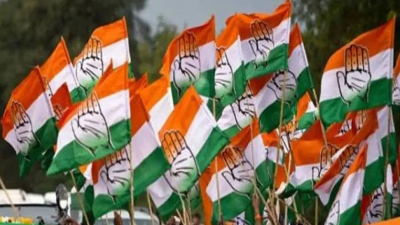 Kanpur: कांग्रेस के चक्रव्यूह में फंस गया अभिमन्यु; पवन गुप्ता बोले- मेरे दोनों बेटे मेरे साथ सक्रिय, तो क्या अभिमन्यु गुप्ता सपा को दे रहे धोखा 