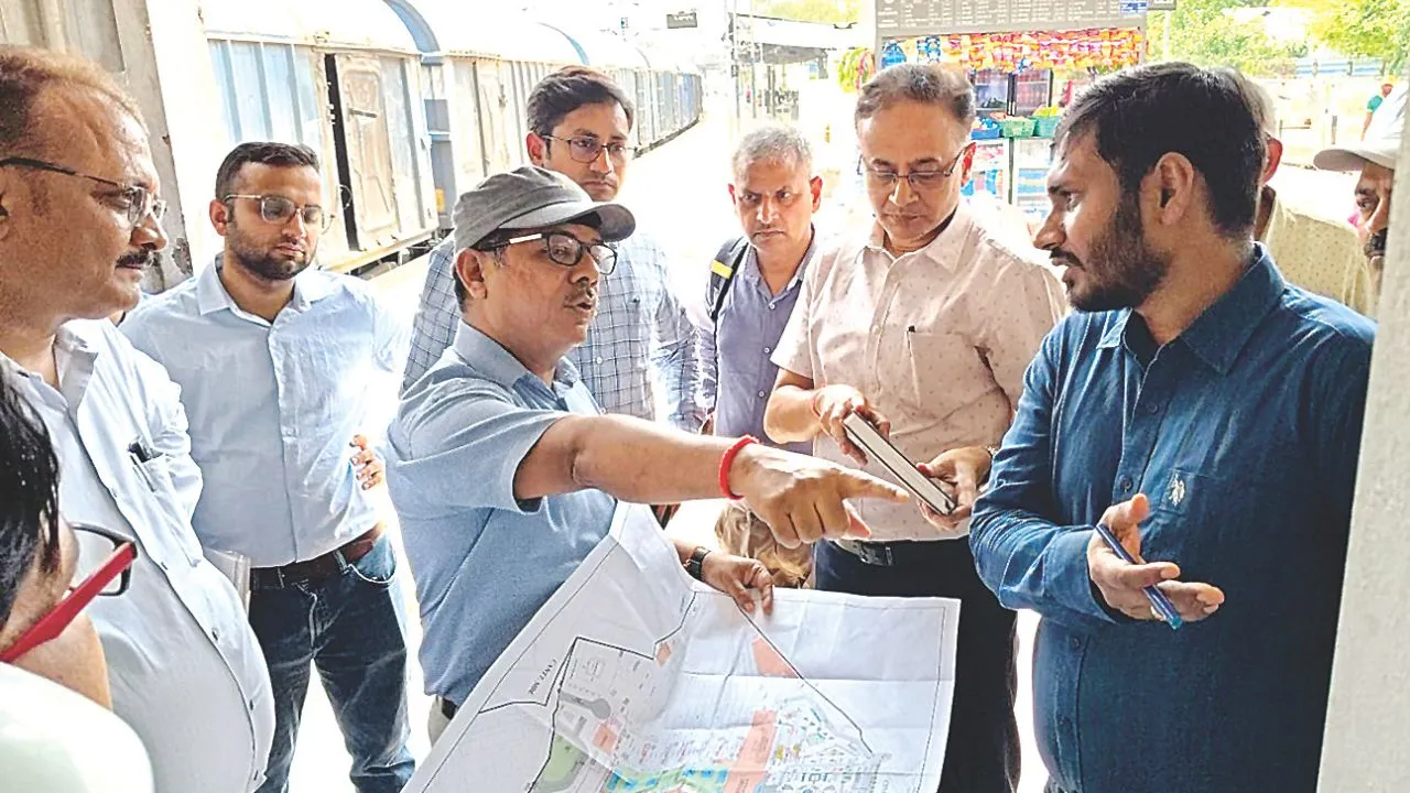 Kanpur सेंट्रल में प्लेटफॉर्म नंबर 9 की स्वचालित सीढ़ी हटेगी, नई बिल्डिंग में बाधक बनी सीढ़ी और फुटओवर ब्रिज, दोनों को हटाने की स्वीकृति मिली