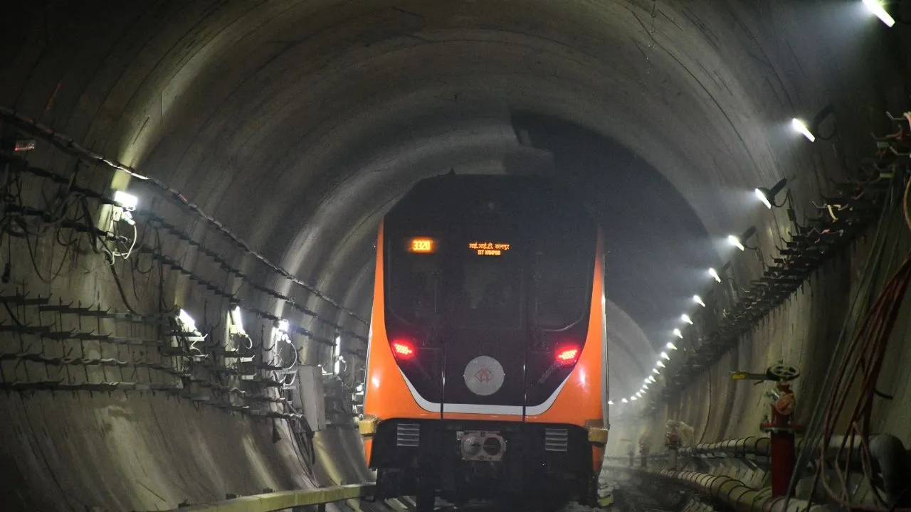 Kanpur Metro: मोती झील से कानपुर सेंट्रल तक मेट्रो परिचालन को मिली मंजूरी, रूट पर पहले दिन से ही एटीओ मोड पर चलेगी ट्रेन