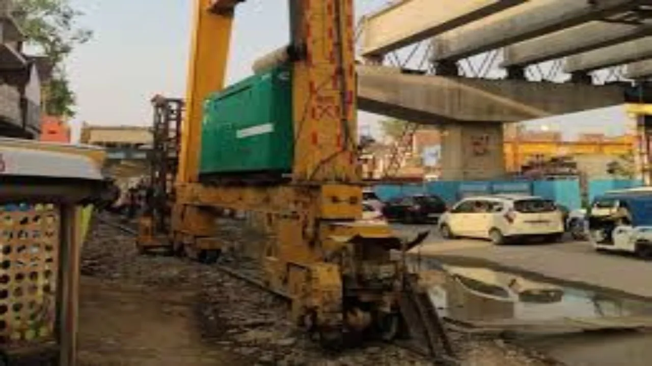 Lucknow News :  एलिवेटेड रोड निर्माण में लगी गर्डर सेट में दुपट्टा फंसने से छात्रा घायल