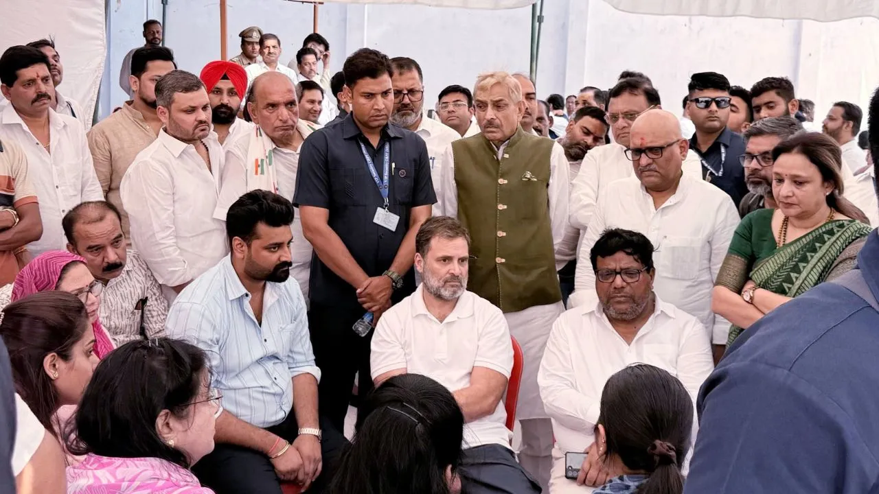 मैंने आतंकवाद का दर्द झेला, दादी-पिता भेंट चढ़े: कानपुर में राहुल गांधी बोले- शुभम को शहीद का दर्जा दिलाने के लिए पीएम को लिखेंगे पत्र