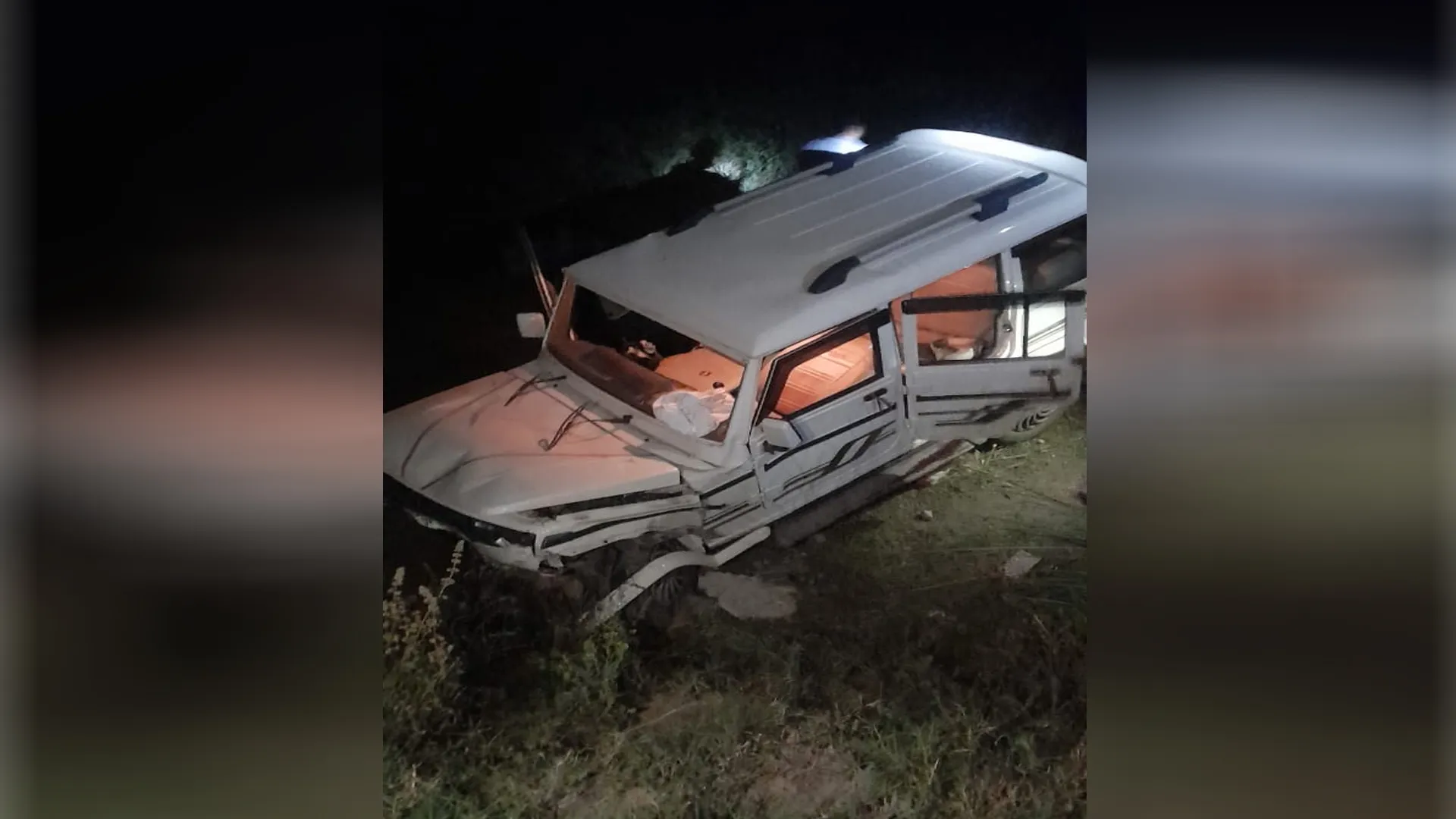 कासगंज: बेकाबू होकर पलटी तेज रफ्तार बुलेरो...एक महिला की मौत व पांच घायल