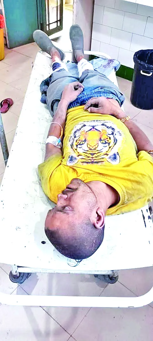 यू-ट्यूबर बिरजू मयाल को लोहे की रॉड से पीटा