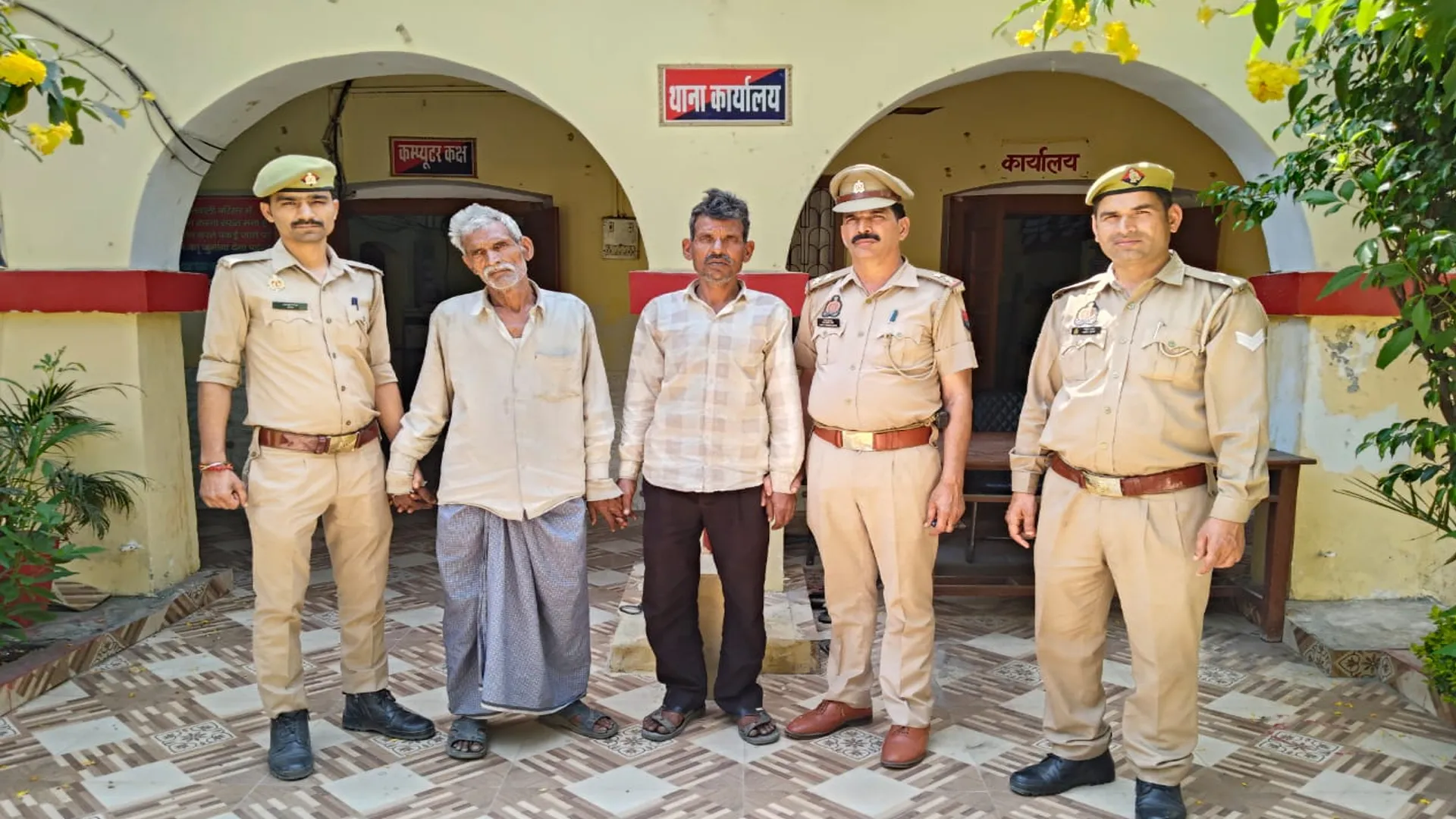 शाहजहांपुर: चाचा के हत्यारे दोनों भतीजे गिरफ्तार...पीट-पीटकर उतारा था मौत के घाट