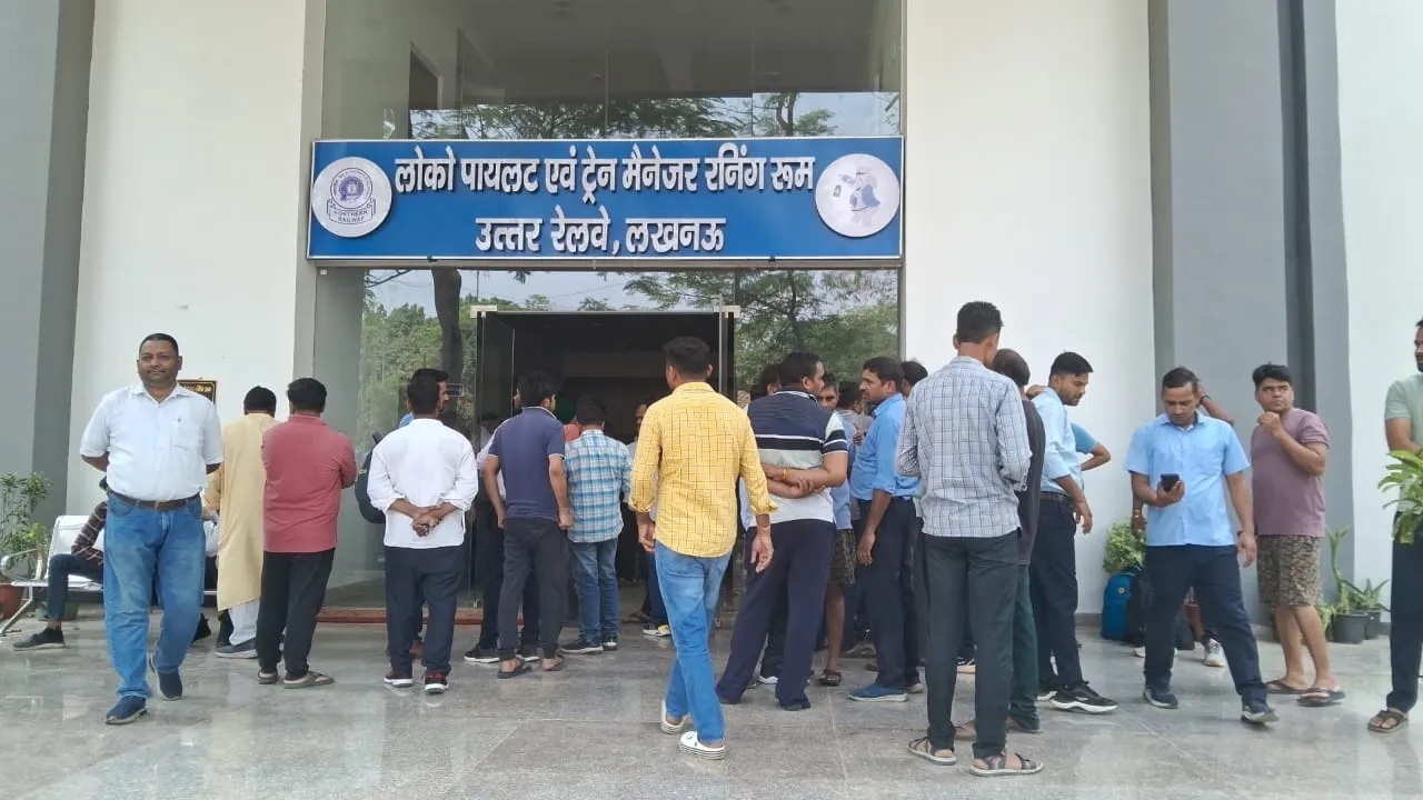 Lucknow News: चारबाग रेलवे स्टेशन में कैंटीन ठेकेदार और लोको पॉयलट के बीच मारपीट