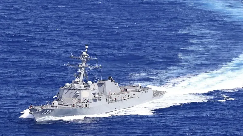 चीन ने ताइवान के पास के इलाकों में शुरू किया बड़ा सैन्य अभ्यास, दी कड़ी चेतावनी