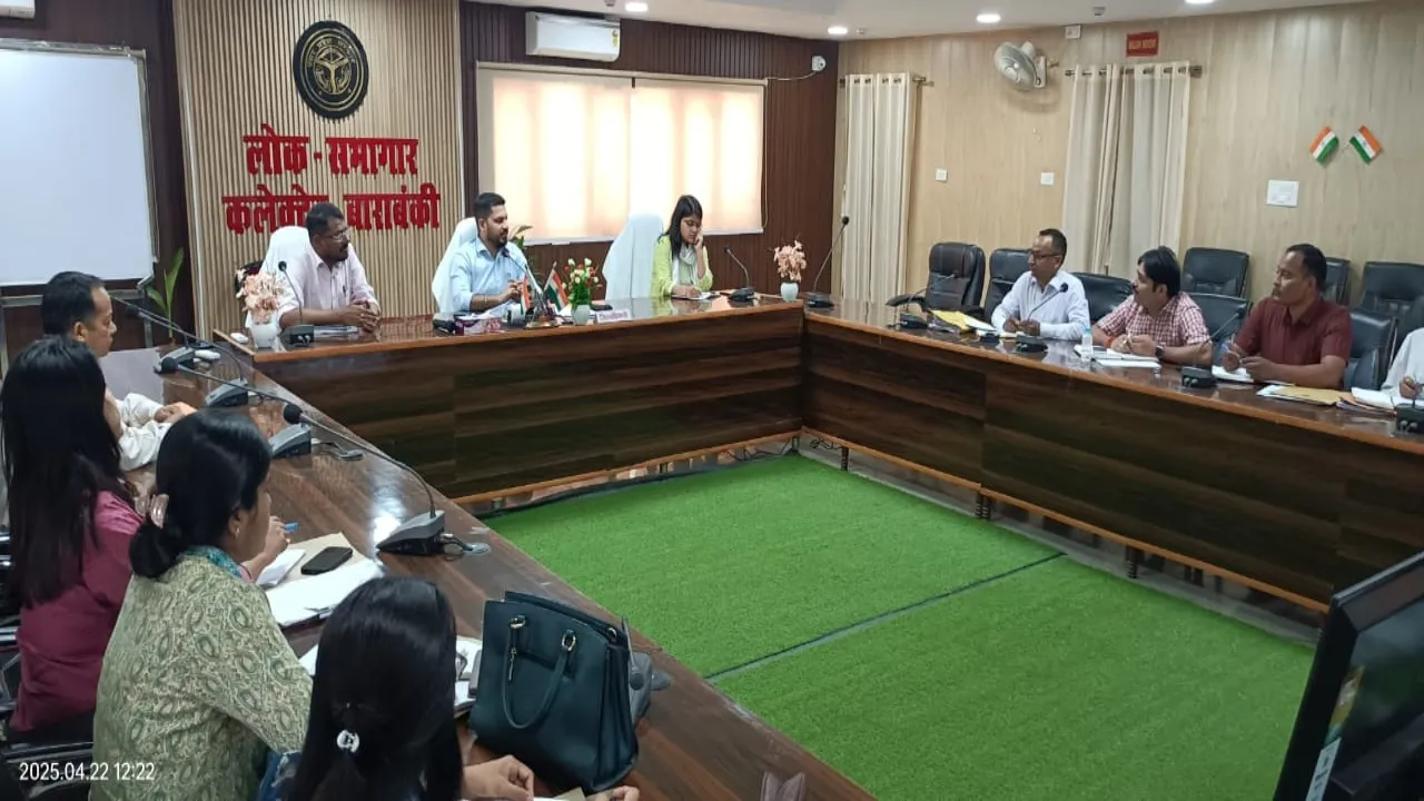 बाराबंकी : स्टेडियम और जेनेस्मा के सामने से हटेंगे डंपिंग यार्ड