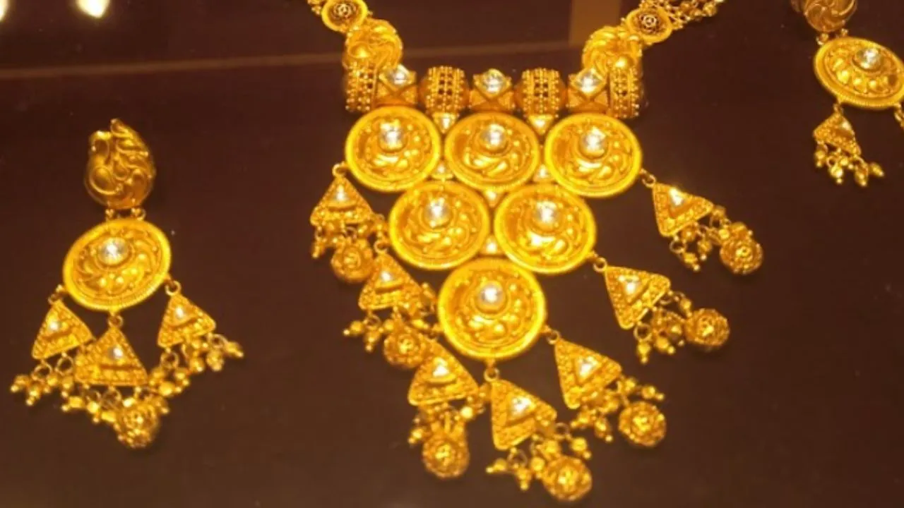 Kanpur: रिवाह बाए तनिष्क की शानदार वेडिंग ज्वेलरी, मेकिंग चार्जेस पर खरीदारों को मिल रही विशेष छूट