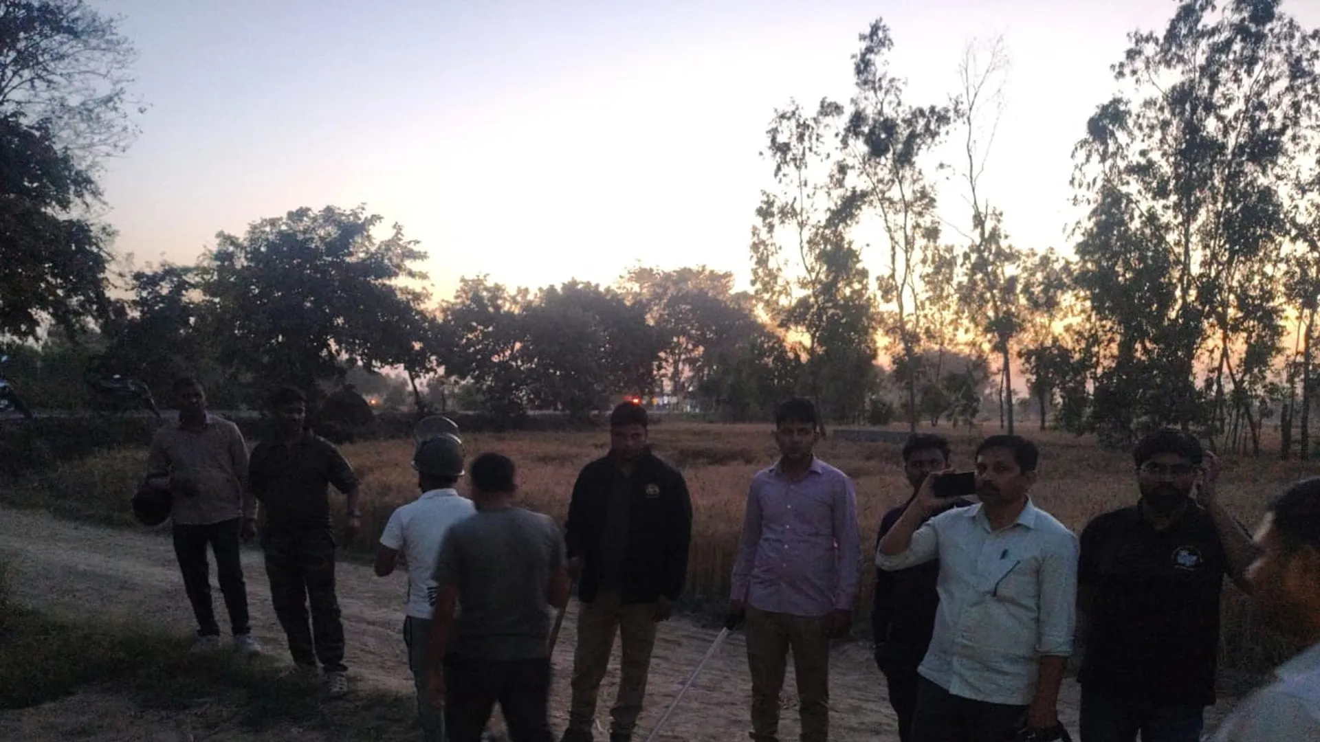 पीलीभीत: तेज रफ्तार पिकअप की चपेट में आकर मादा तेंदुआ की मौत  