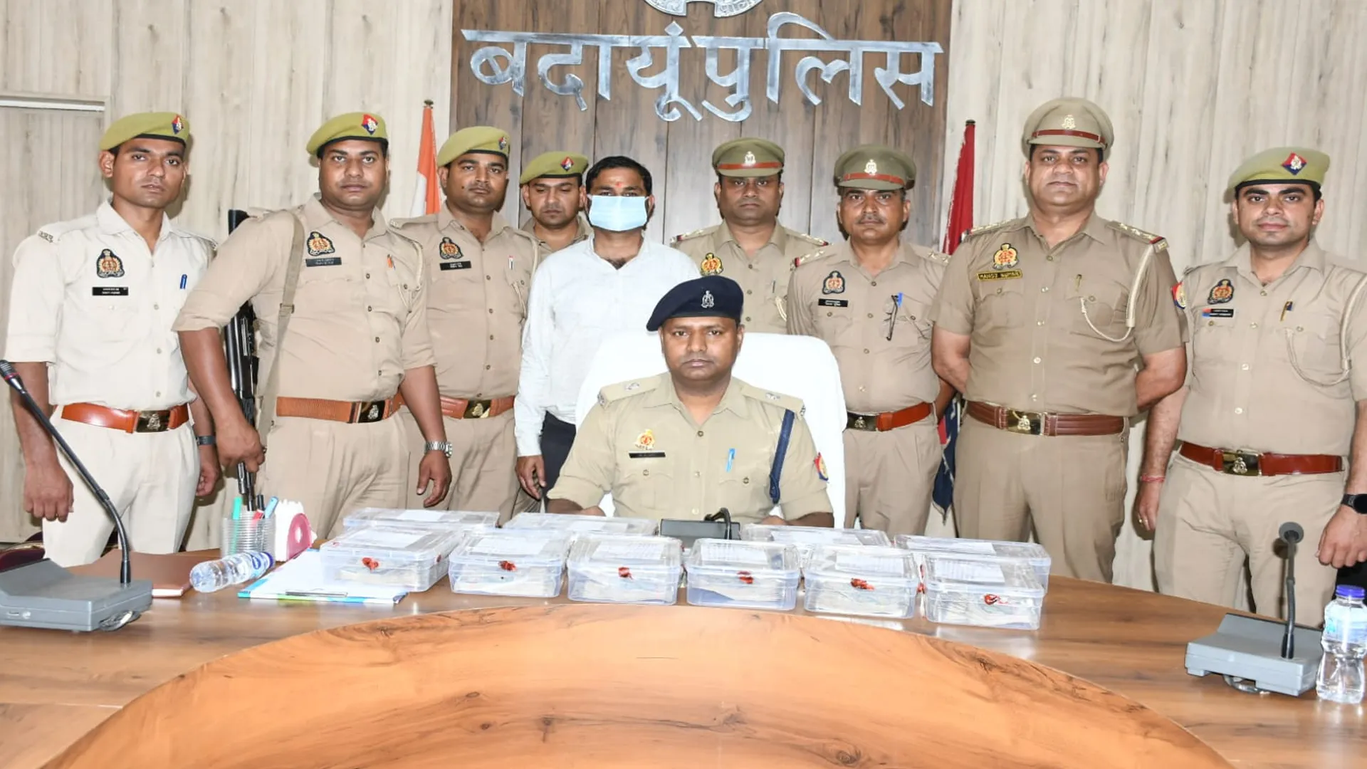 बदायूं: रिफाइंड भरा ट्रक लूट कांड में फरार आरोपी गिरफ्तार, 15 लाख रुपये बरामद