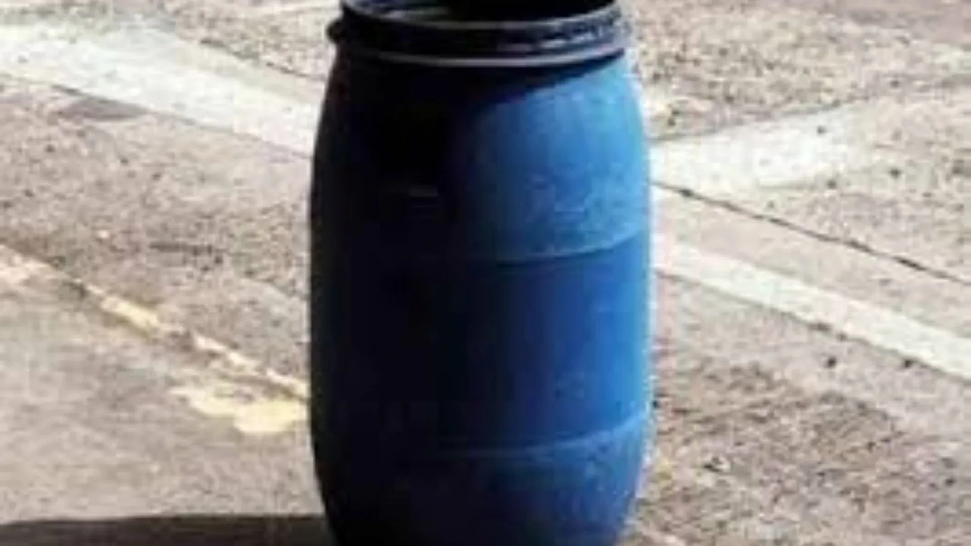 रामपुर: पति से बोली पत्नी...तुझे नीले ड्रम में कर दूंगी पैक ! जान बचाने की गुहार लगाने युवक पहुंचा थाने  