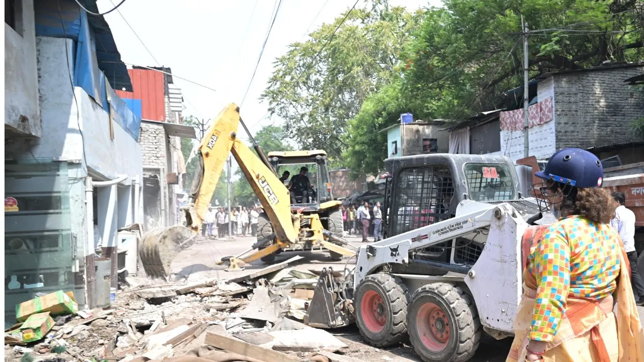 परेड मेयर अतिक्रमण अभियान कानपुर22