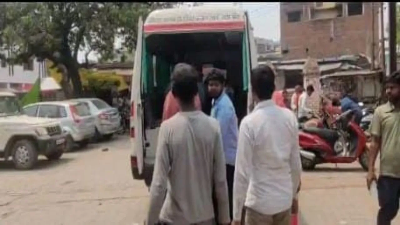  Sitapur News : पुरानी रंजिश में पूर्व प्रधान पर चाकू से हमला, गंभीर