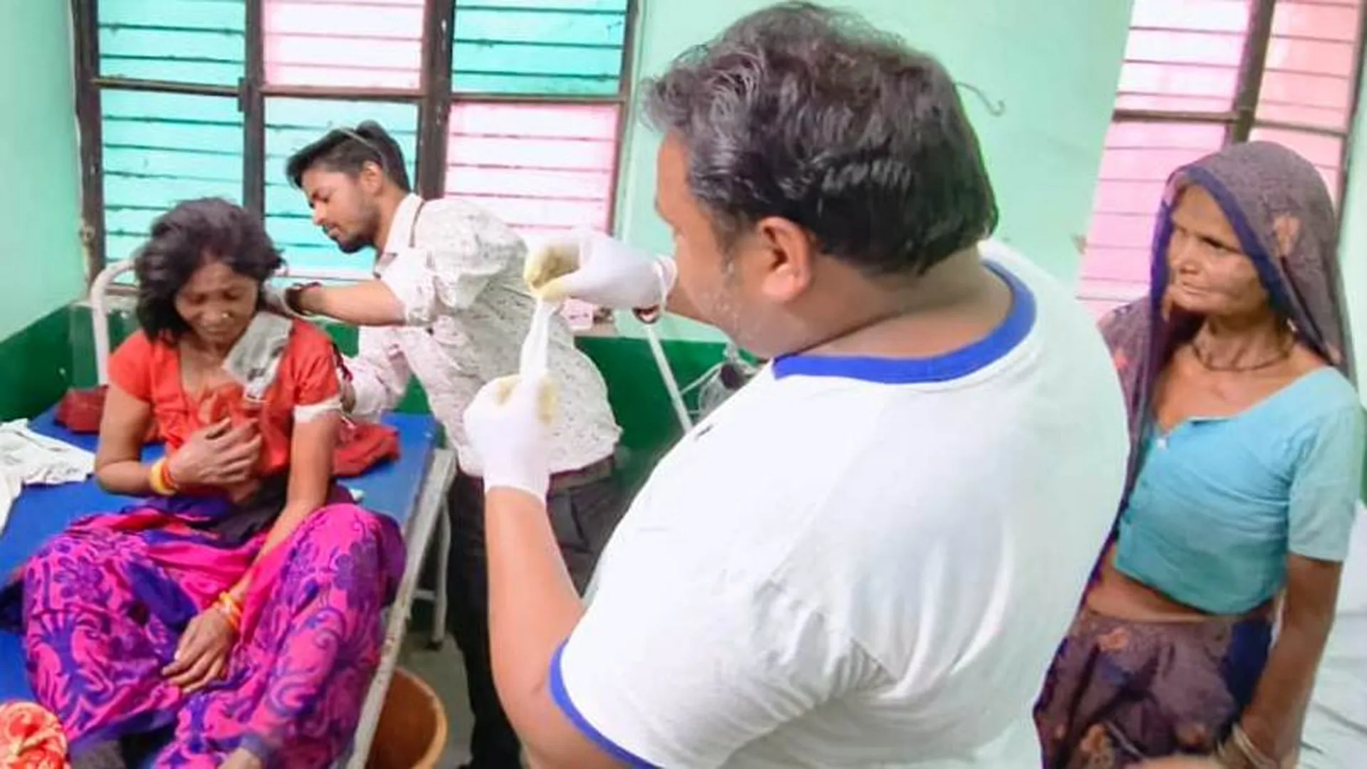 लखीमपुर खीरी: बकरी चरा रही महिला पर बाघ के हमले से ग्रामीणों में फैली दहशत 