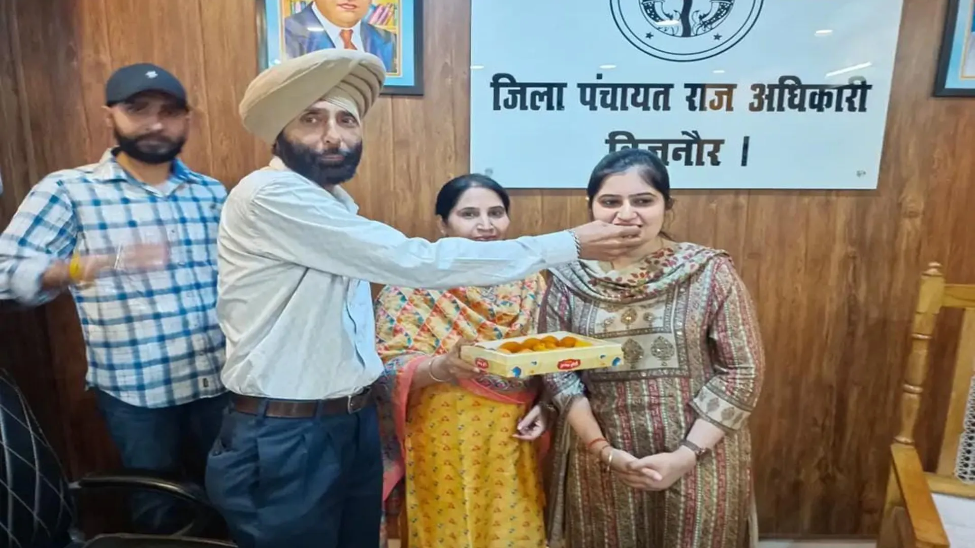 बिजनौर की डीपीआरओ ने गाड़े झंडे...यूपीएससी परीक्षा में मिली 103 वीं रैंक