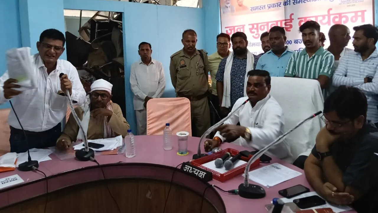 बोर्ड बैठक में हंगामा :  अध्यक्ष और सभासदों की नोंकझोंक में बैठक स्थगित, नहीं निकला कोई नतीजा