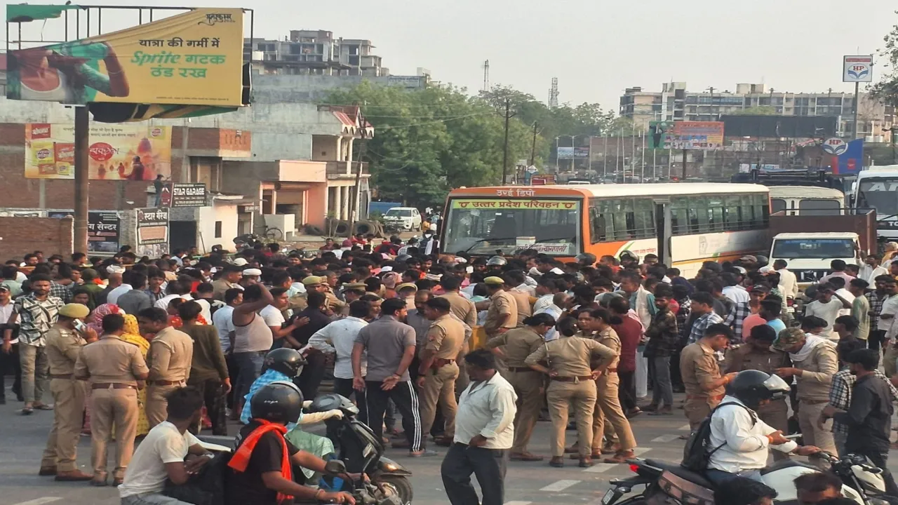 Overspeeding : रोडवेज बस ने बाइक सवार दम्पति को टक्कर मारी, महिला की मौत पति की हालत नाजुक