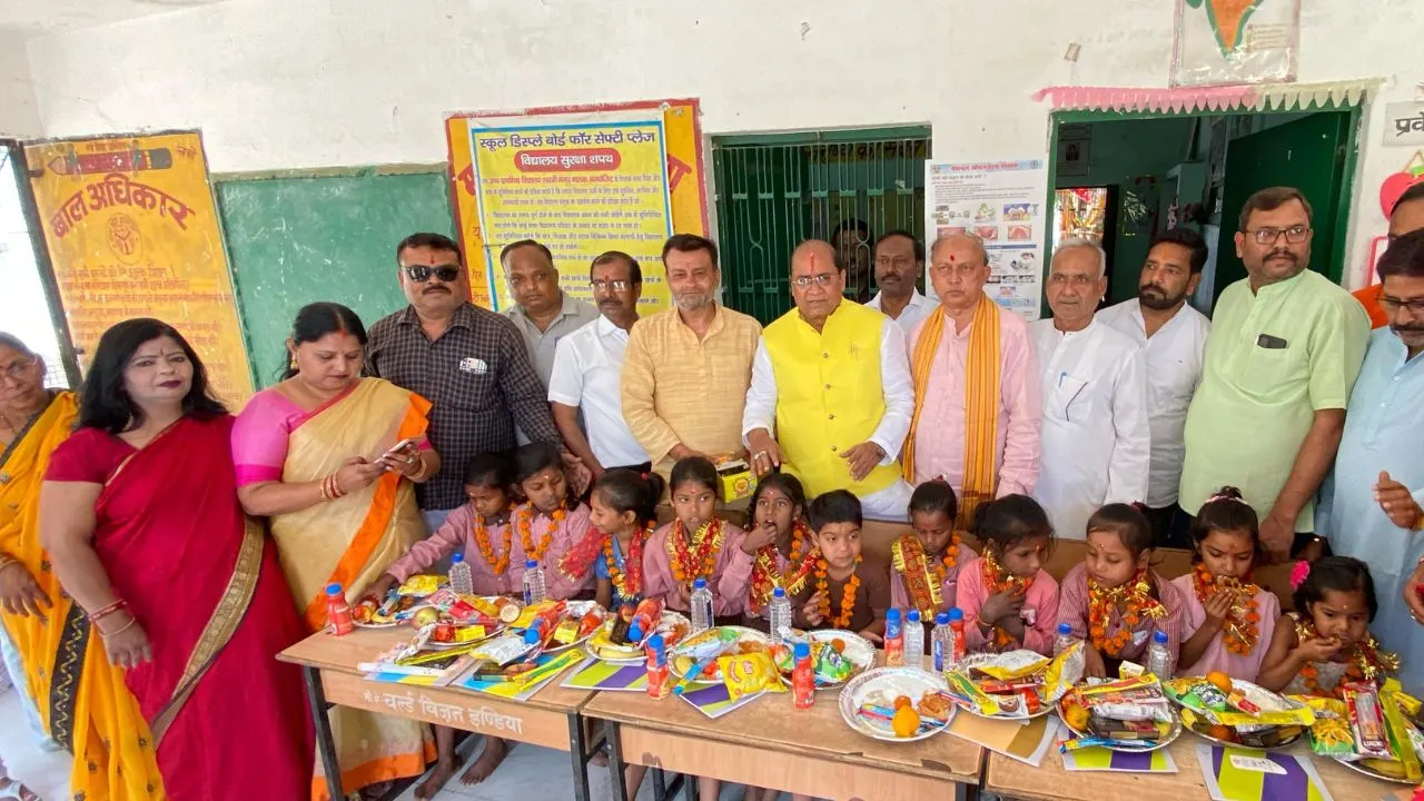 विधायक सुरेंद्र मैथानी कन्या भोज कानपुर22