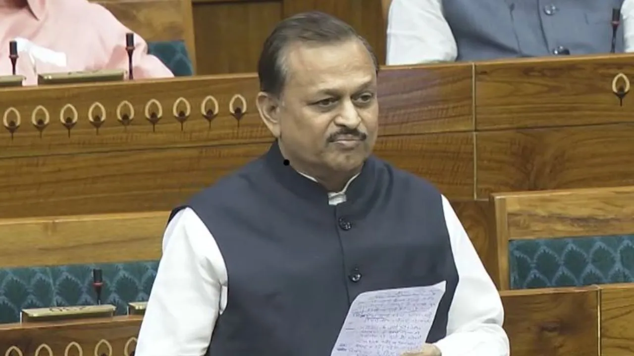 Kanpur: संसद में सांसद रमेश अवस्थी ने गिनाए गंगा रिवर फ्रंट के फायदे, जल्द बनाने की उठाई मांग