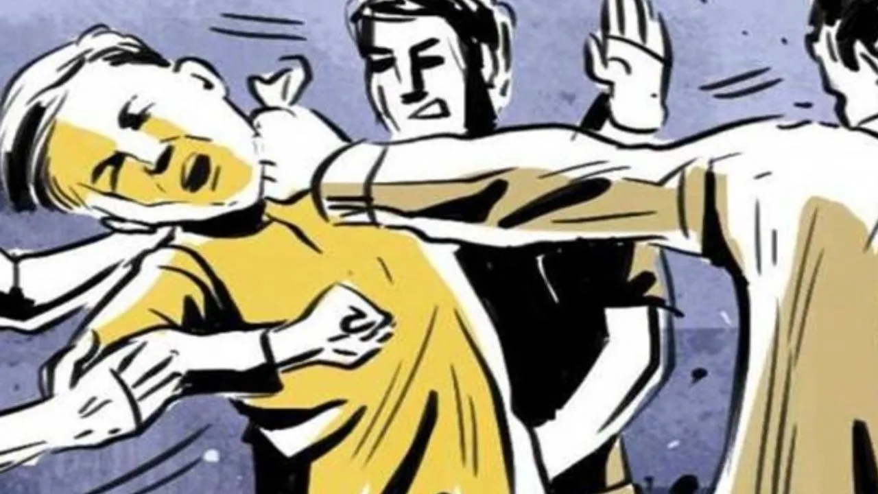 बदायूं: कमीशन विवाद में बुरी तरह भिड़ी दो एएनएम, विभागीय जांच शुरू