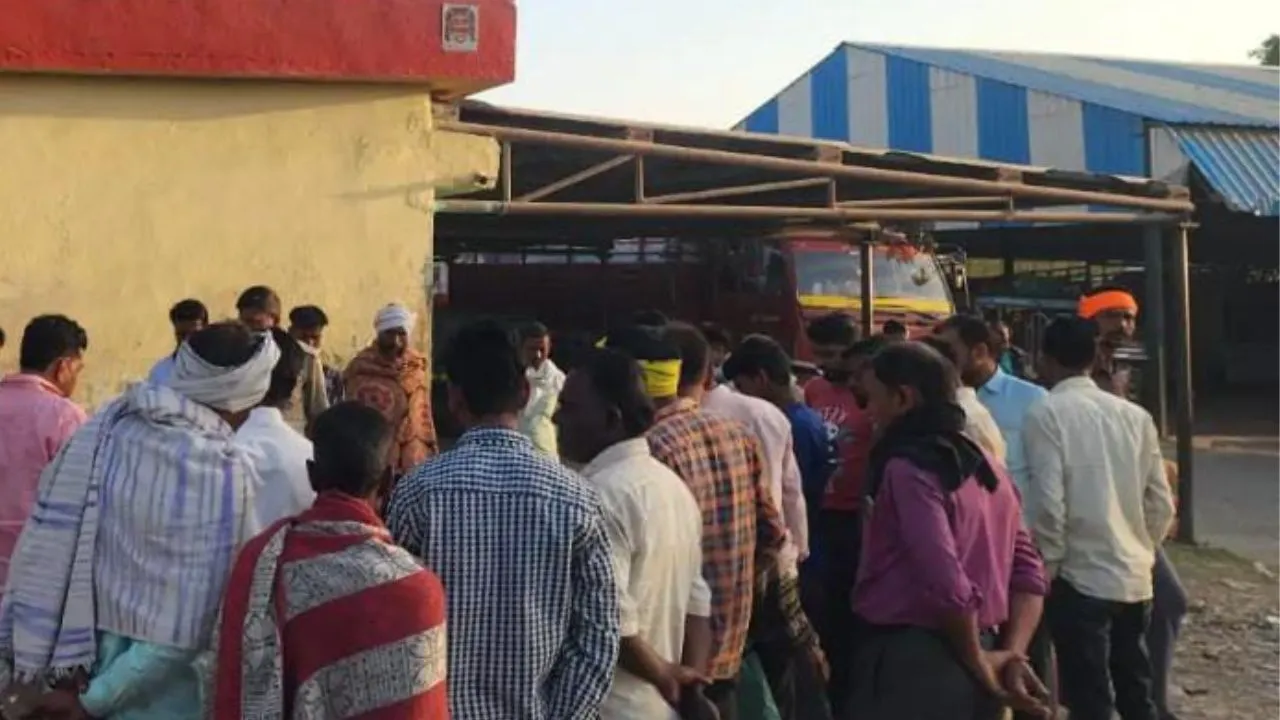 मुरादाबाद: मंडी समिति परिसर में मिली युवक की लाश, फैली सनसनी