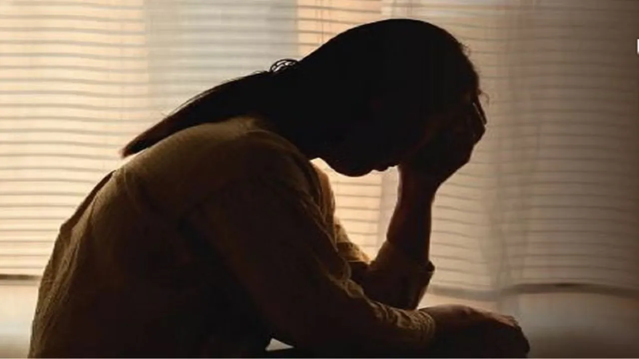 पीलीभीत: पुलिसकर्मी ने प्रेमजाल में फंसा कर की हैवानियत, चार साल तक करता रहा युवती का शोषण