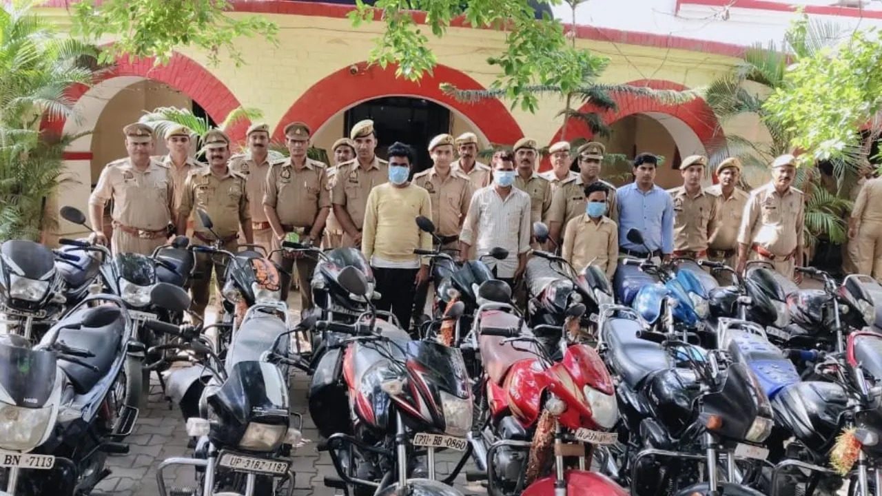 लखीमपुर खीरी: चोरी की चार स्कूटी 18 बाइक बरामद, तीन गिरफ्तार