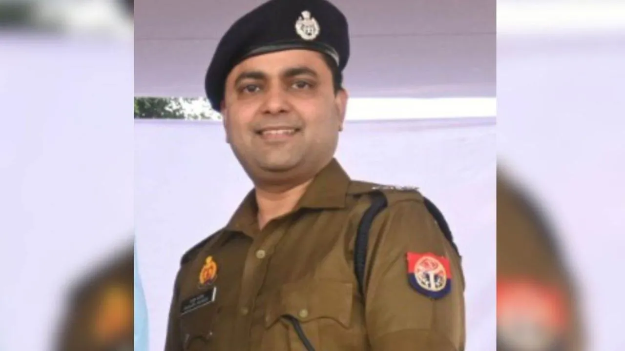 बरेली: ऑटो से पहुंचे एसपी सिटी, रंगदारी वसूली करने वालों को रंगे हाथ पकड़ा