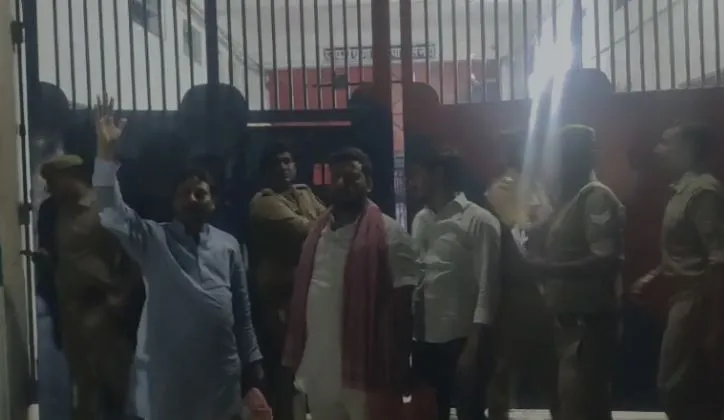 लखीमपुर: सपा महिला सभा अध्यक्ष समेत चार को मिली जमानत, तीन सपाइयों को जेल