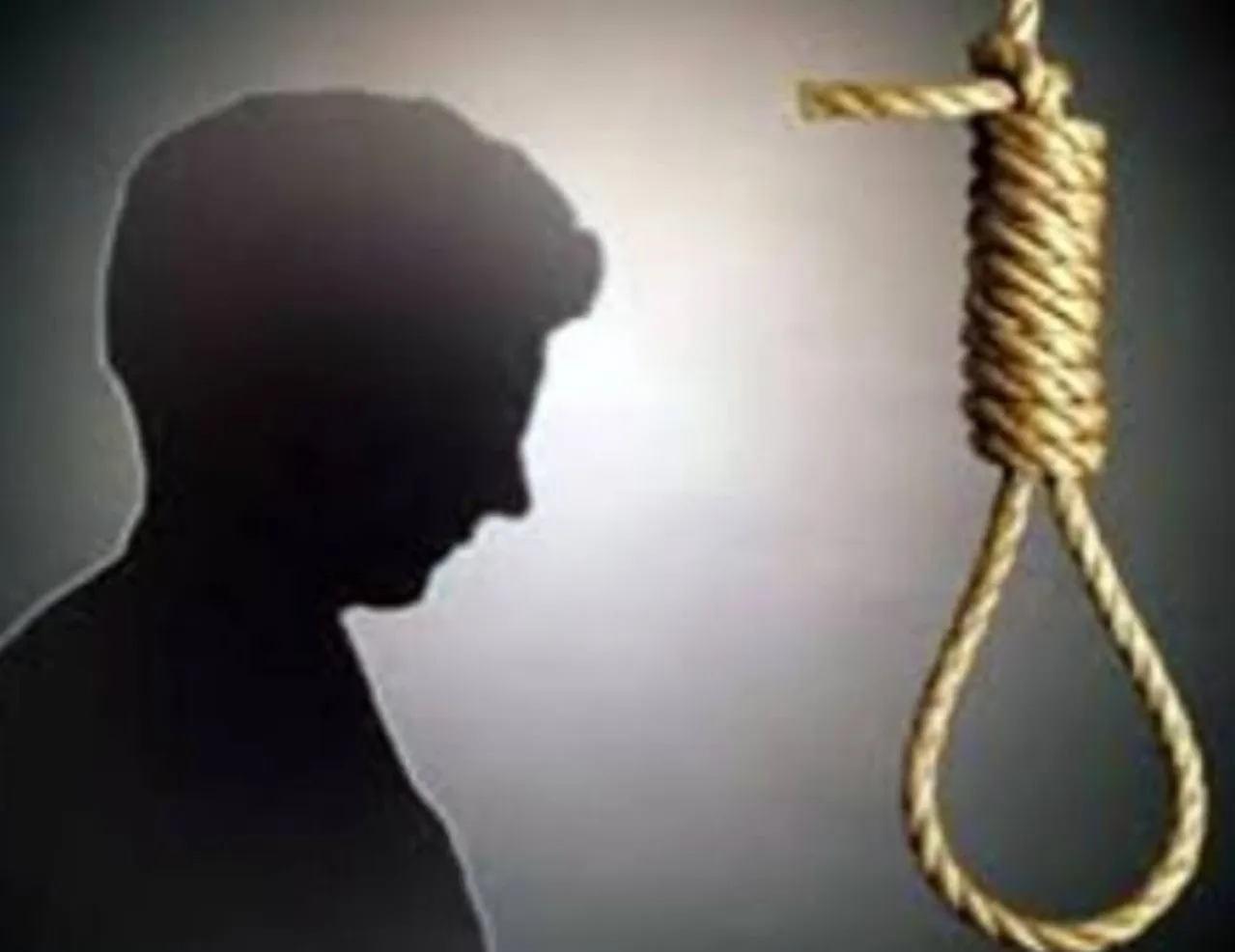 ड्यूटी से घर पहुंचे युवक ने नाश्ता कर लगा ली फांसी  