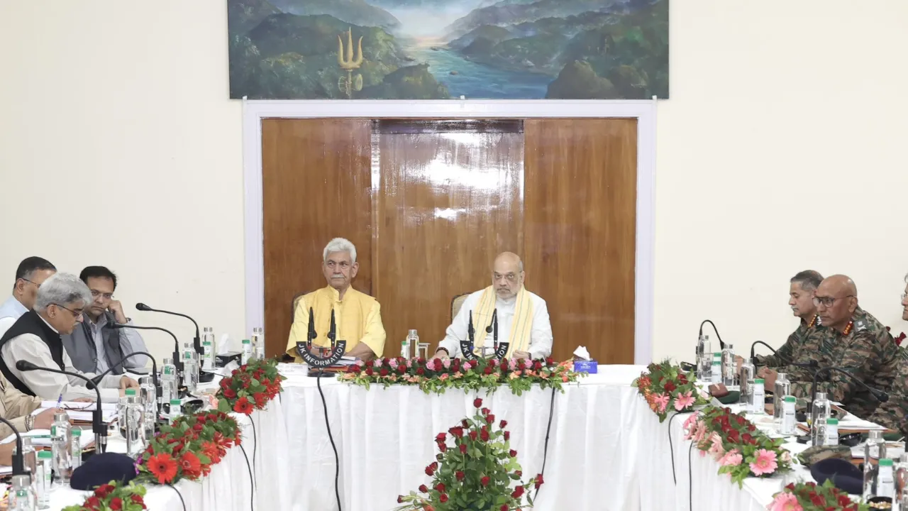 पहलगाम हमले के बाद अलर्ट मोड पर मोदी सरकार, अमित शाह ने अमरनाथ यात्रा के दौरान सुरक्षा बलों को अत्यधिक सतर्क रहने के दिए निर्देश