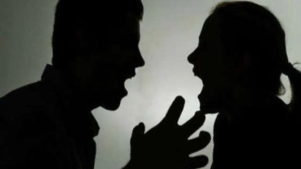 आपसी स्वाभिमान तोड़ रहे खूबसूरत रिश्ते, सिमटता जा रहा परिवार, न करें ये बड़ी गलतियां