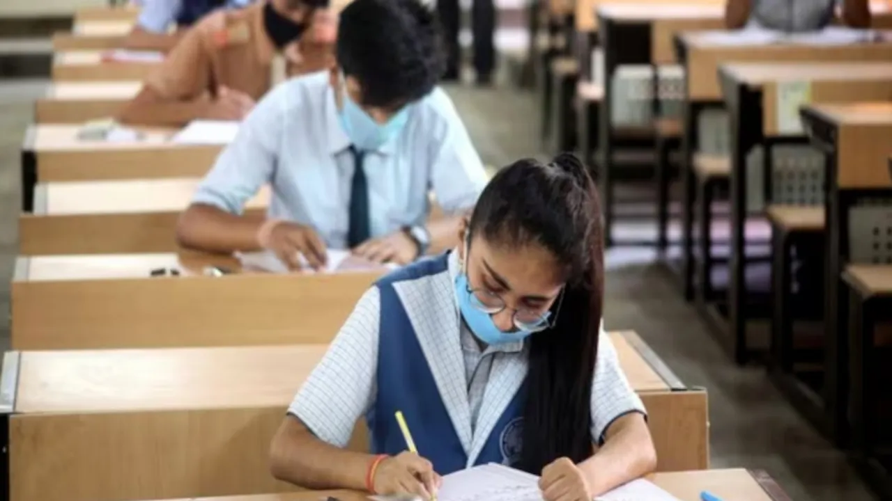 पंजाब: अमृतसर, पठानकोट समेत पांच सीमावर्ती जिलों में आज भी स्कूल बंद, ऑनलाइन हो रही क्लास