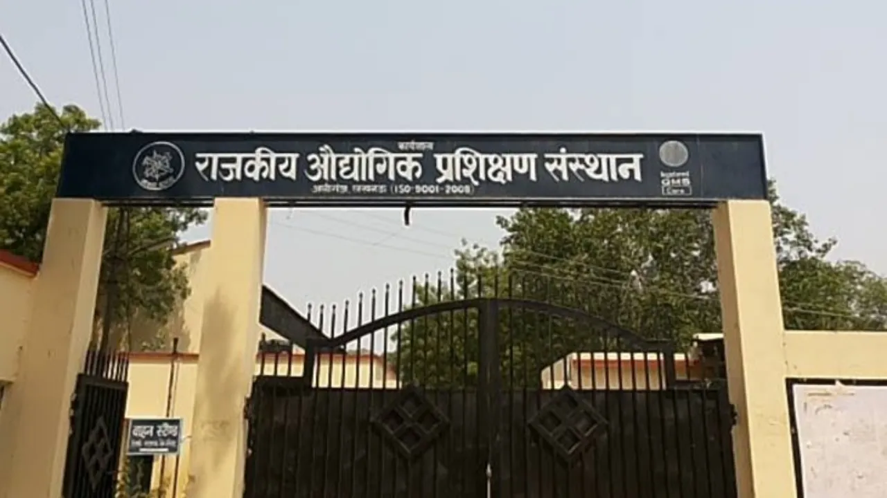 Job Fair: रोजगार चाहिए तो युवा पहुंचें आईटीआई अलीगंज, 5 और 6 मई को होगी 500 पदों पर भर्ती, जानें पूरी प्रक्रिया