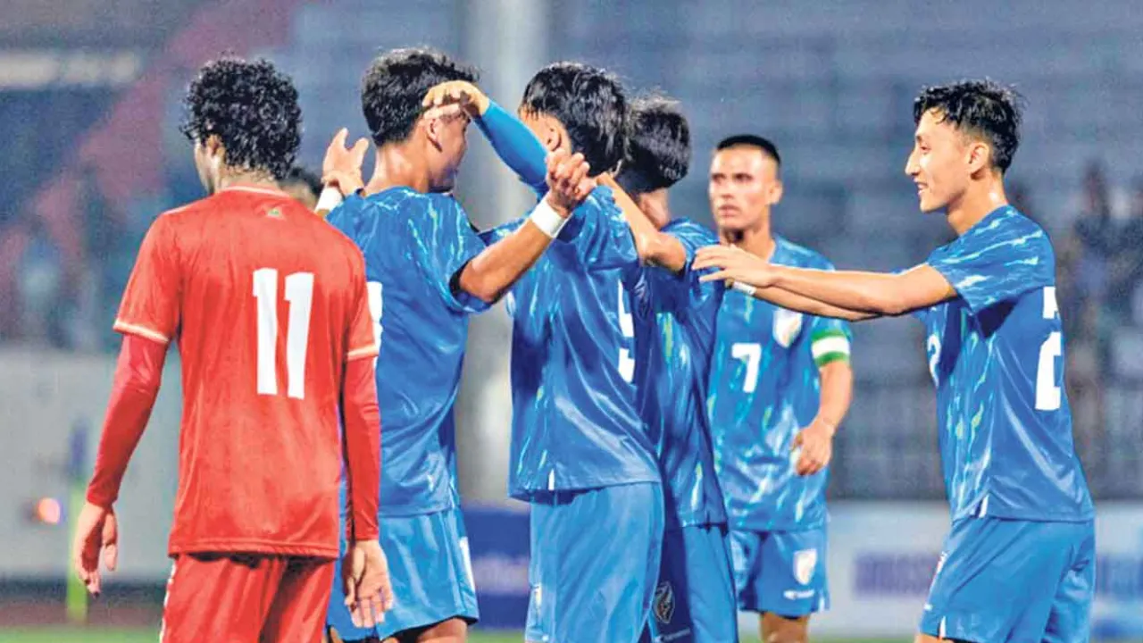 SAFF Championship 2025: भारत और बांग्लादेश के बीच होगा फाइनल मुकाबला, मालदीव 3-0 से हारकर रेस से हुई बाहर