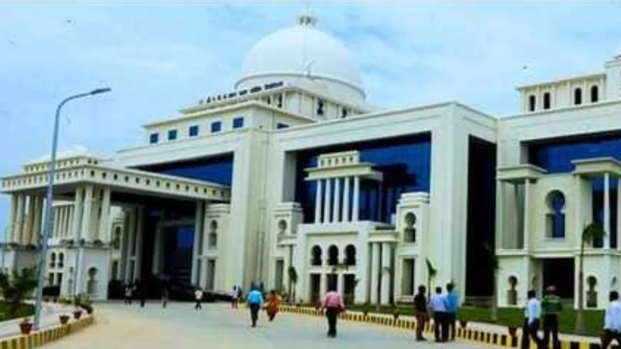 AKTU में मल्टीपल एग्जिट प्रोग्राम शुरू, 4 वर्षीय B.Tech 7 साल में कर सकते हैं पूरा