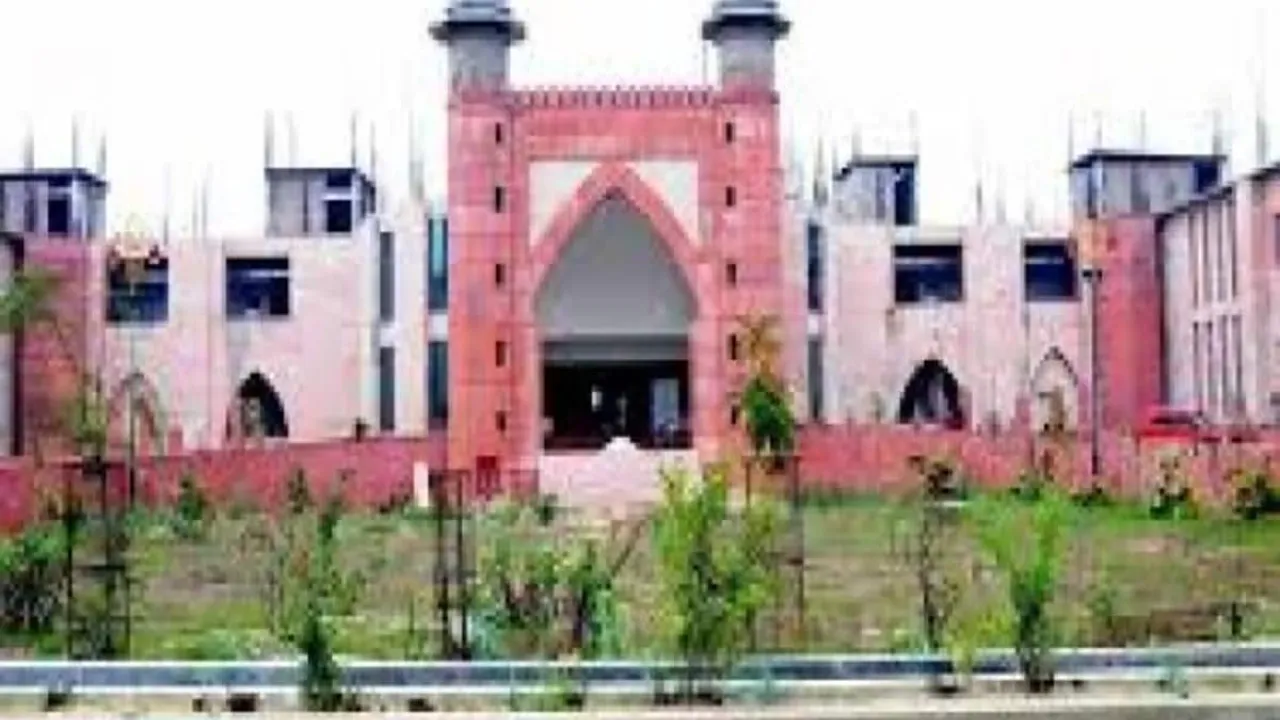 भाषा विश्वविद्याल के छात्रों के लिए Good News, बस के किराये में मिलेगी छूट, जानें कहां-कहां बनेंगे Bus Stop 