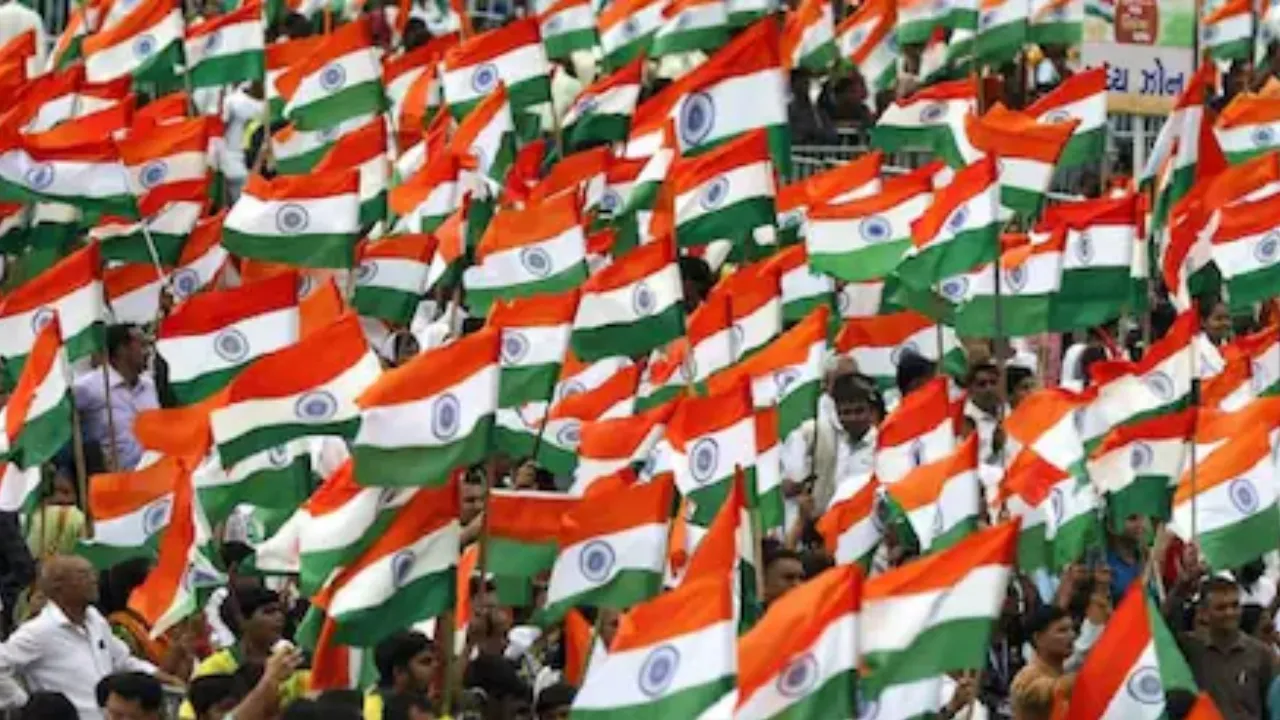 ‘फिट इंडिया संडे ऑन साइकिल’ को विशेष तिरंगा रैली के रूप में मनाया जाएगा, बोले खेल मंत्री- भारतीय सशस्त्र बलों को भी करेंगे सम्मानित