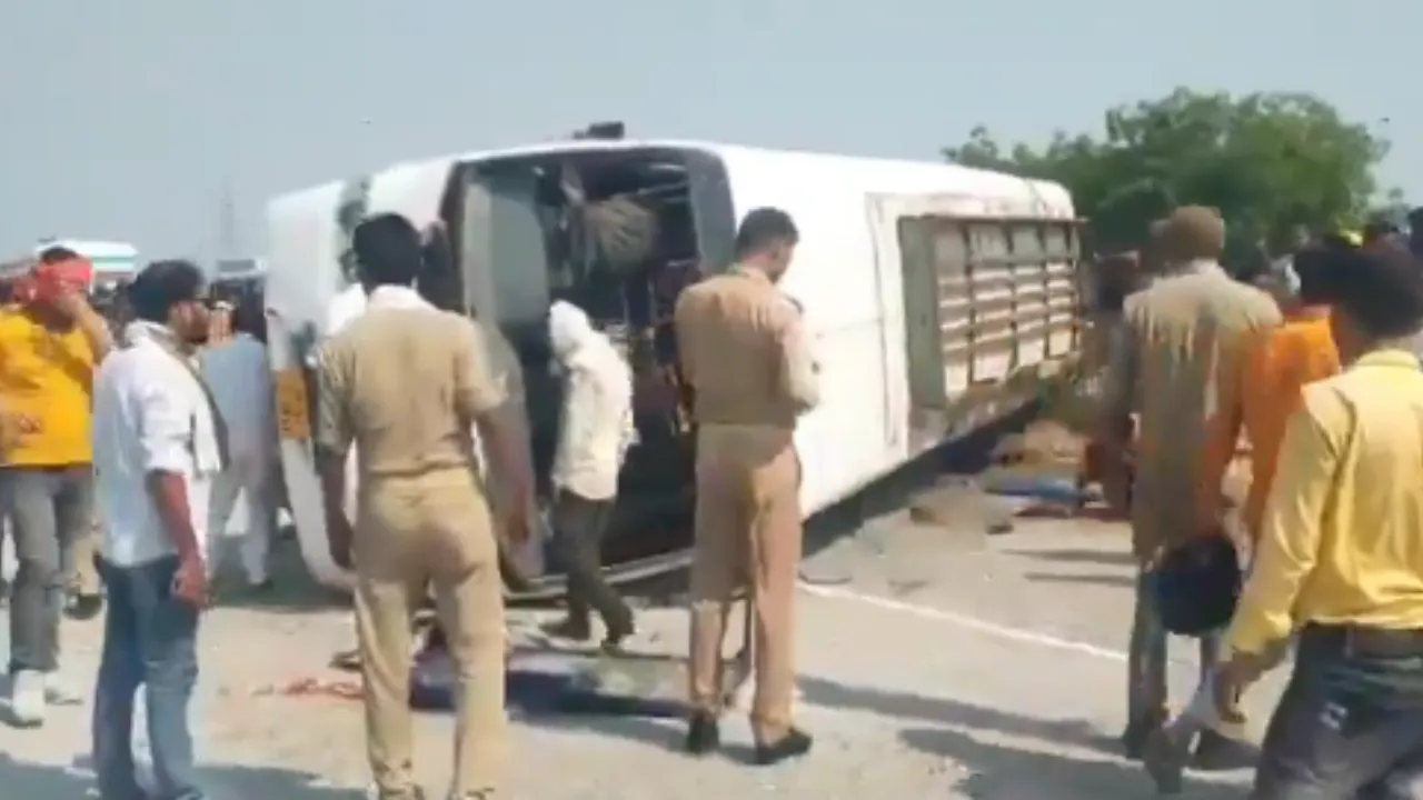 जौनपुरः यात्रियों से भरी बस पलटी से हुआ दर्दनाक हादसा, पांच लोगों की मौत, 15 घायल, सीएम योगी ने जताया शोक