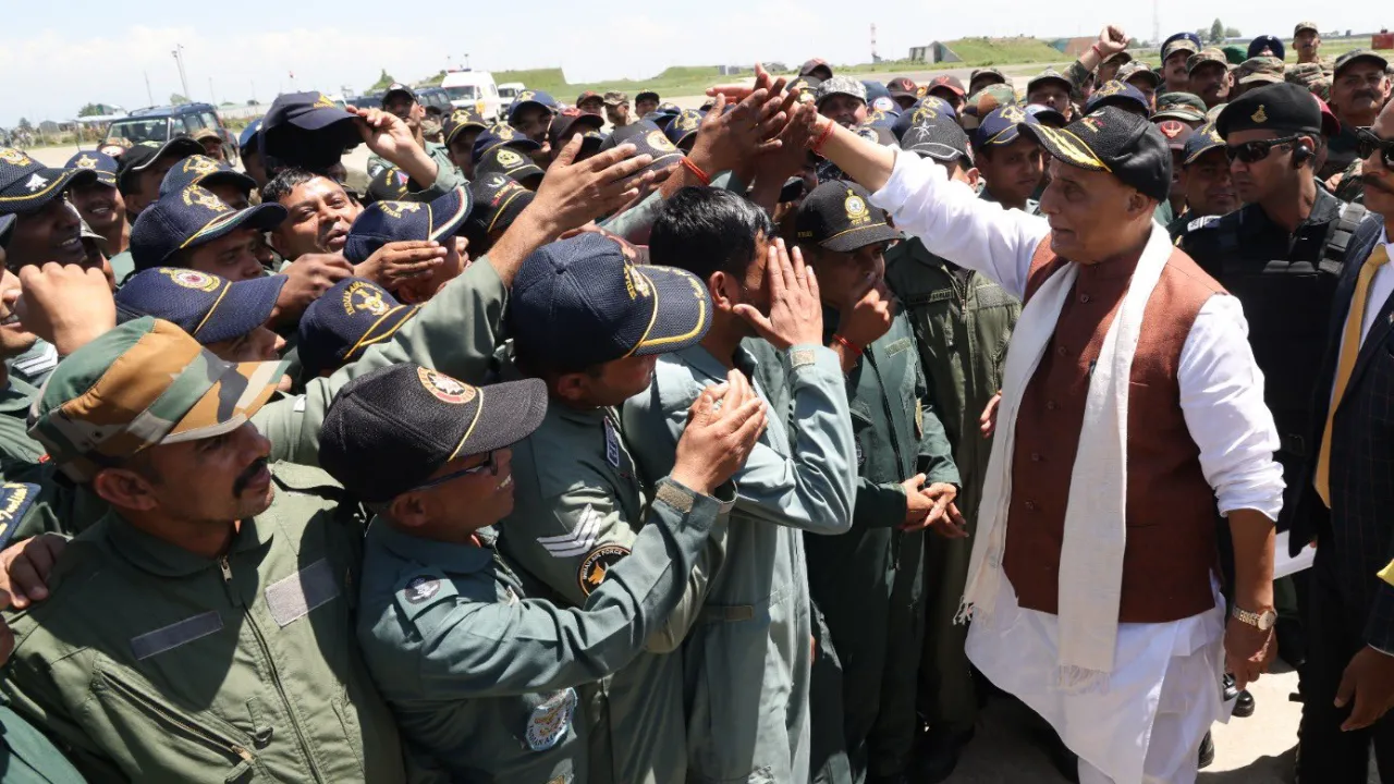 Operation Sindoor की सफलता पर बोले राजनाथ सिंह- देश में ही नहीं, विदेशों में भी हो रही भारतीय सेना की सराहना